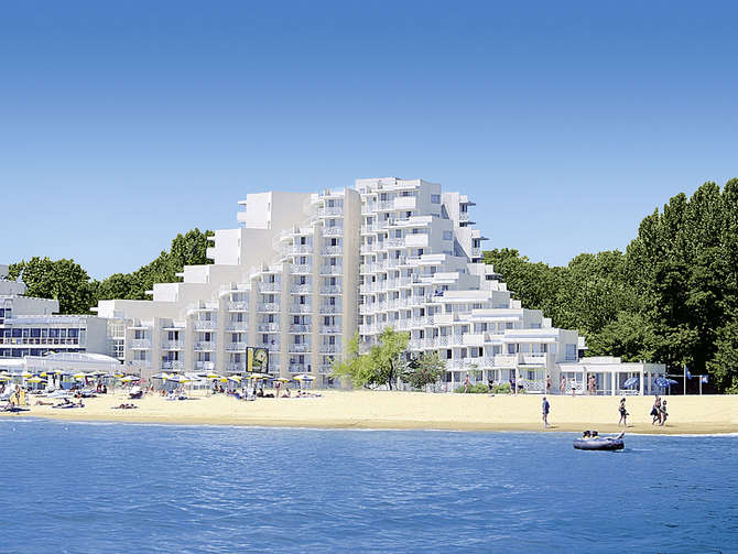 Mura Beach-mei 2025