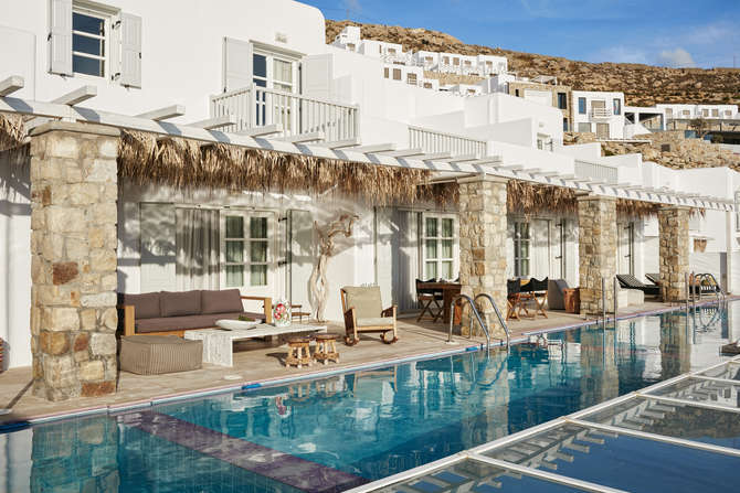 Myconian Villa Collection-mei 2025
