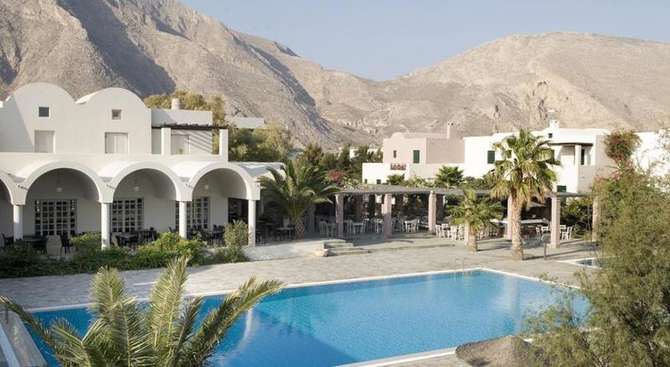 Nine Muses Santorini Resort-mei 2025