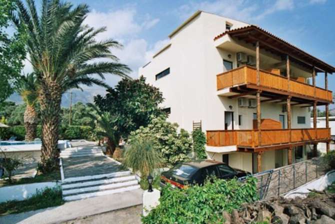 Oasis Plakias-mei 2025