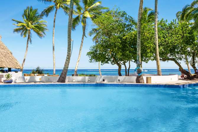 Ocean Village Club-juni 2025