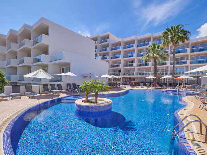 Paguera Beach-mei 2025