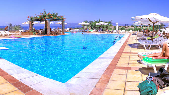 Panselinos Hotel-mei 2025
