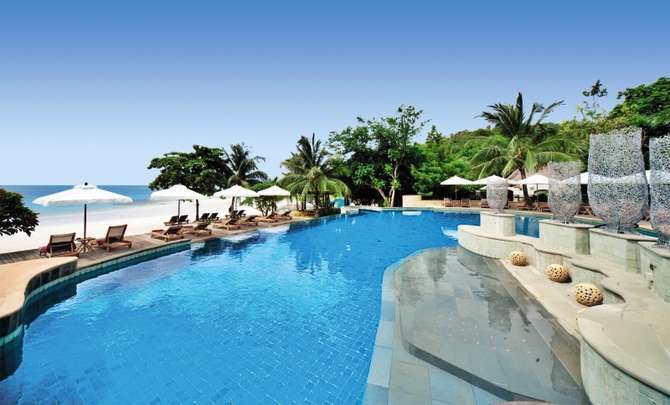 Paradee Resort Spa-mei 2025