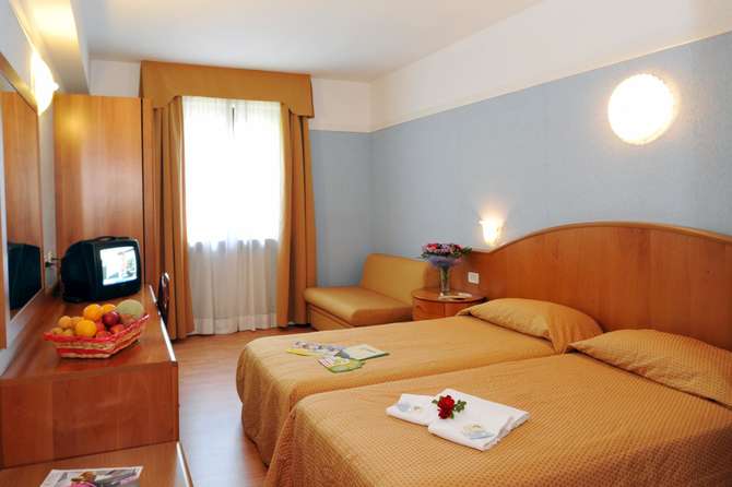 Parc Hotel Jolanda-mei 2025