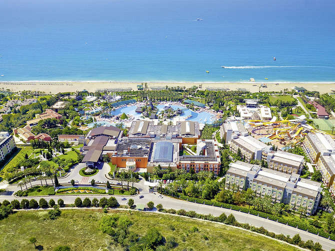 Pegasos World Hotel-mei 2025