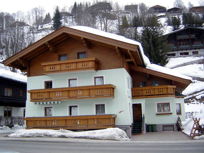 Pension Bohmerwald-april 2024