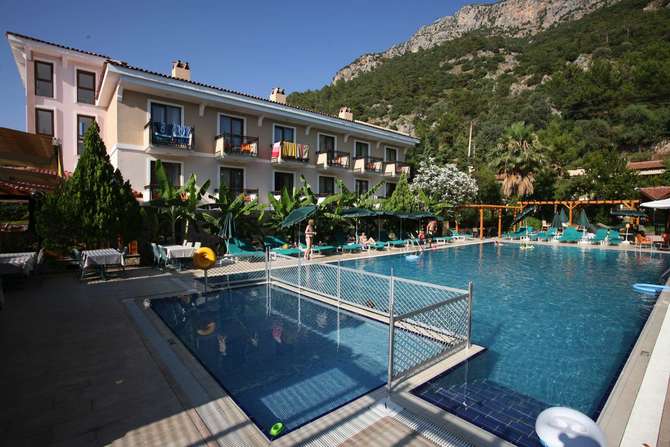Perdikia Beach Hotel-mei 2025