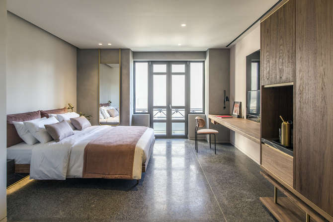 Perianth Hotel-mei 2025