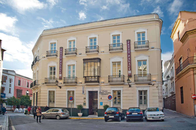 Petit Palace Santa Cruz Hotel-mei 2025