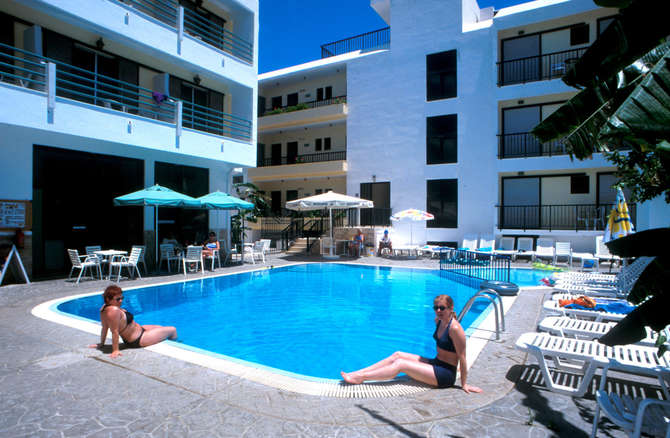 Poseidon Hotel Appartementen-mei 2025