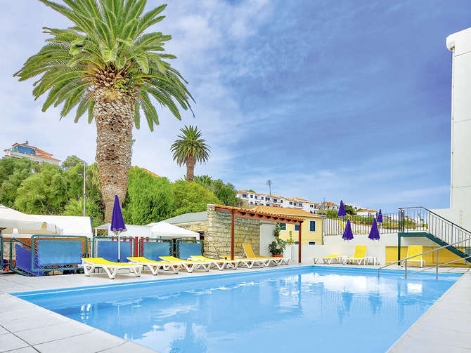 Praia Dourada Hotel-april 2024