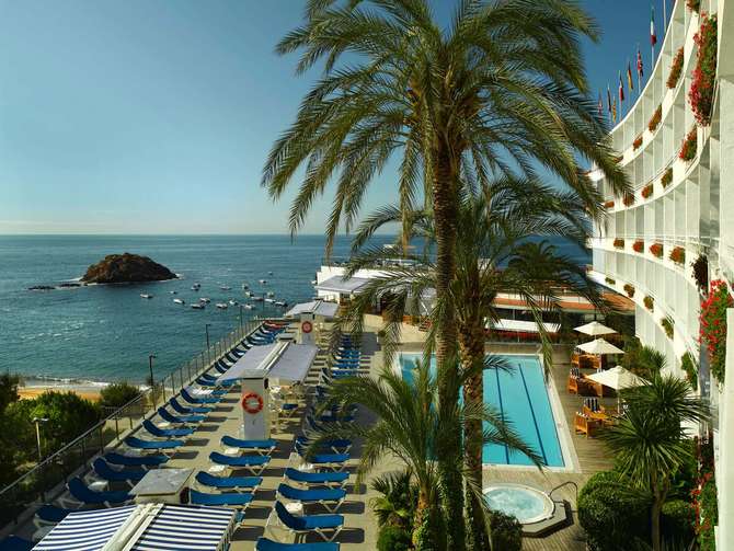 Premier Gran Hotel Reymar Spa-mei 2025