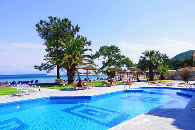 Rachoni Resort-mei 2025