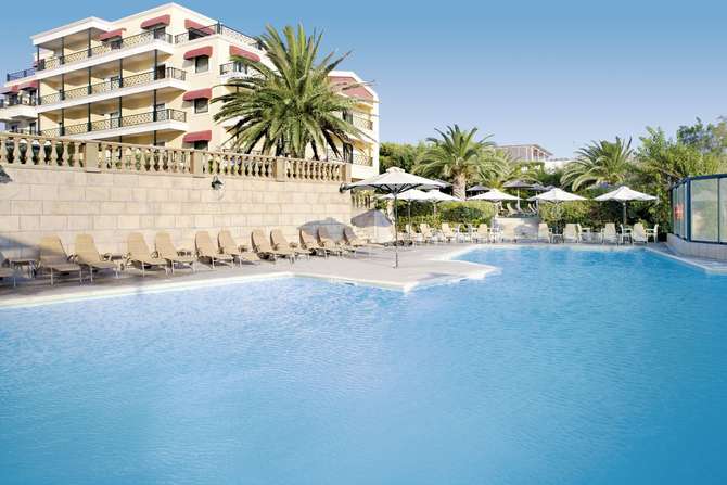 Ramada Attica Riviera-mei 2025