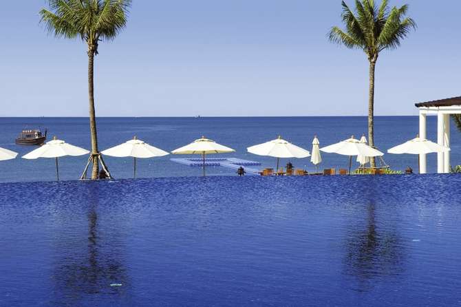 Rawi Warin Resort Spa-mei 2025