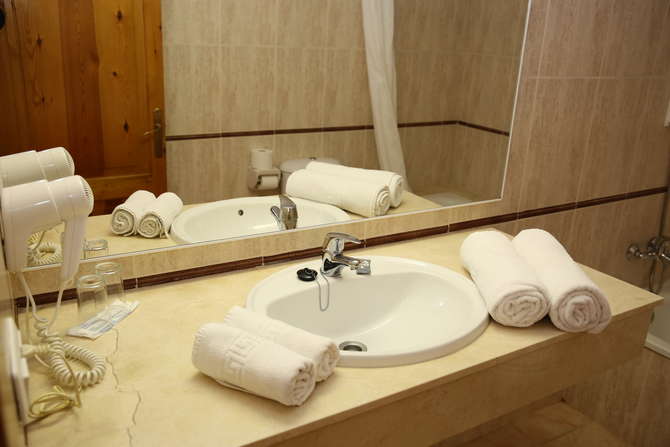 Roc Appartementen Cala Den Blanes Beach Club-mei 2025