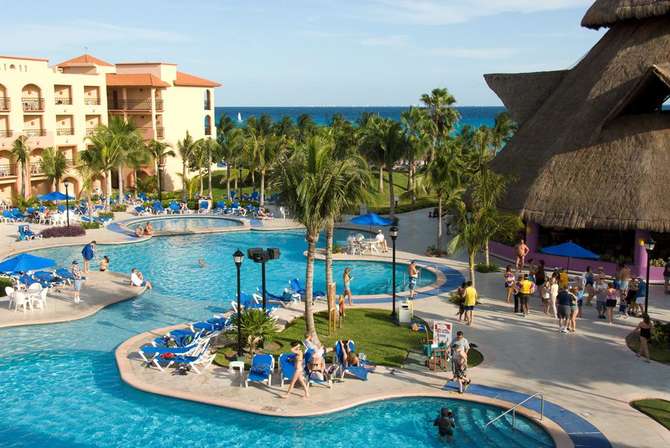 Sandos Playacar Beach Resort-april 2024