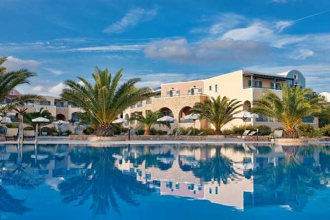Santo Miramare Resort-mei 2025