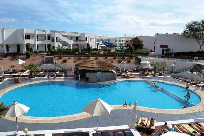Sharm Holiday Resort-april 2024
