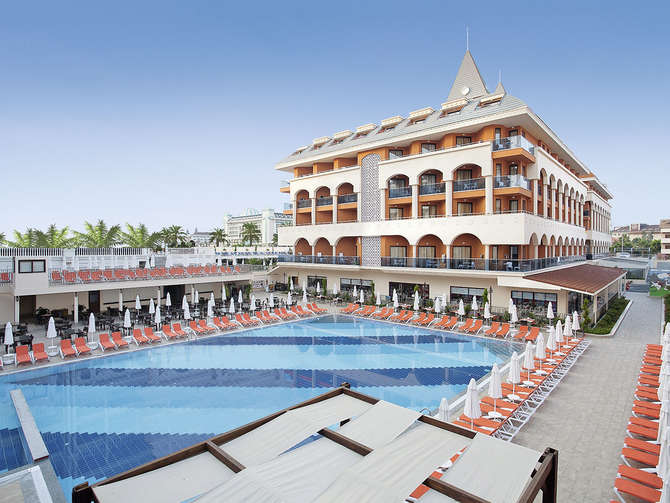 Side Orange Palace-mei 2025