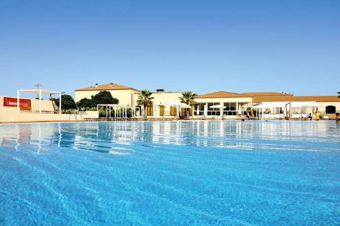 Sikania Resort Spa-mei 2025