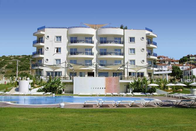 Sisus Hotel-april 2024