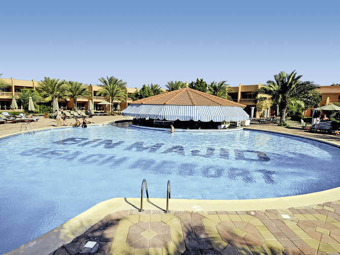Smartline Bin Majid Beach Resort-mei 2025