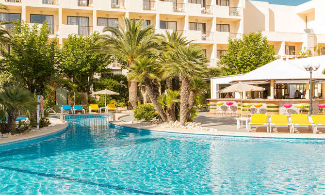Smartline La Santa Maria Playa-mei 2025