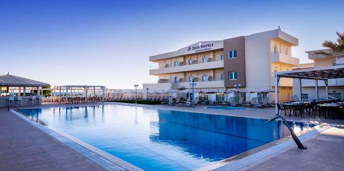 Smartline Neptuno Beach-mei 2025