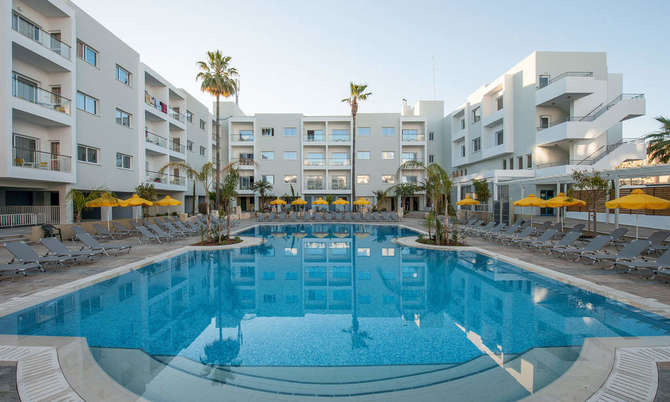 Smartline Paphos-mei 2025