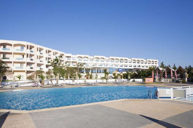 Sovereign Beach Hotel-april 2024