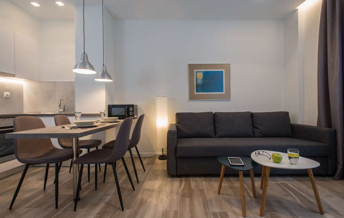 Spot Apart Residence-mei 2025