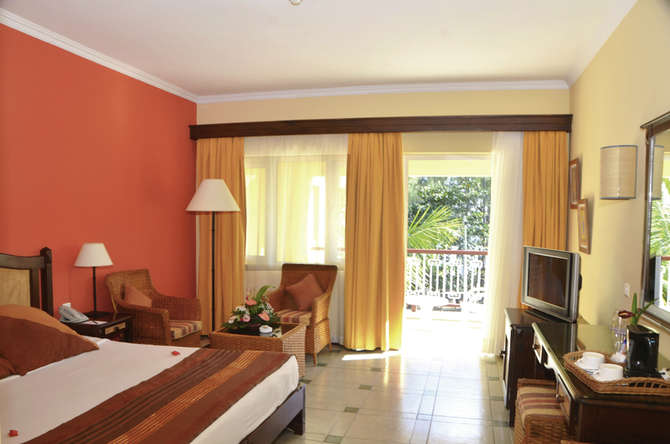 Tarisa Resort Spa-mei 2025