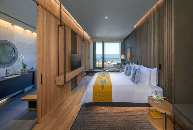 The Residences At Caesar Palace Blue Waters Dubai-mei 2025