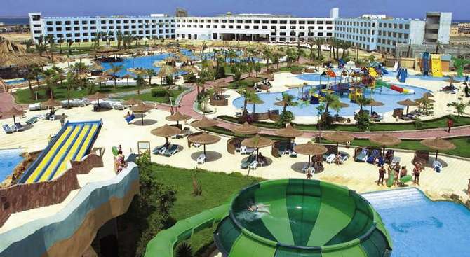 Titanic Aqua Park Resort-april 2024