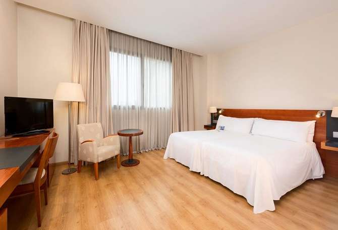 Tryp Valencia Oceanic Hotel-april 2024