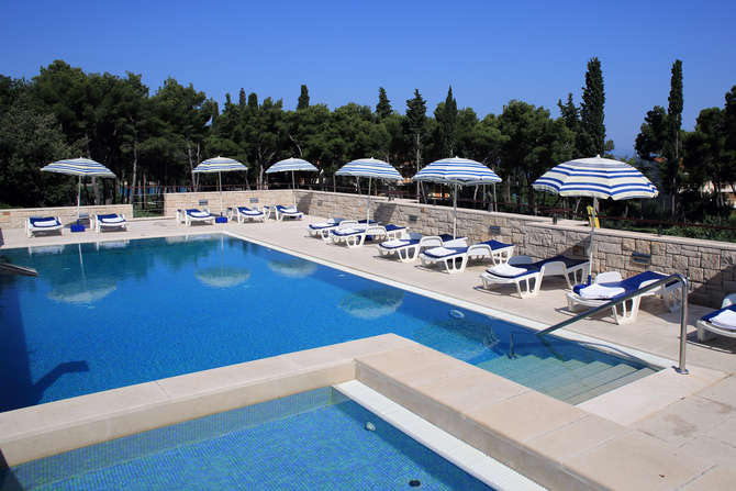 Velaris Resort-mei 2025