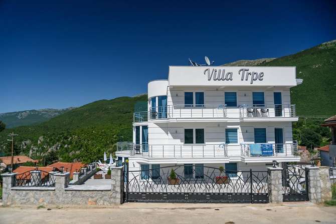 Vila Trpe-april 2024