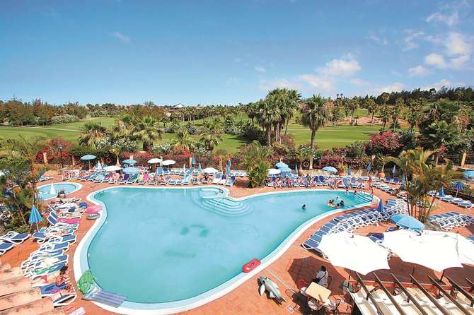 Villa Mandi Golf Resort-mei 2025