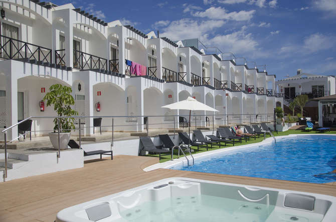 Vista Bonita Gay Resort-mei 2025