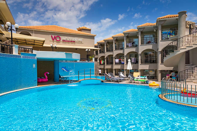 White Olive Premium Hotel-mei 2025