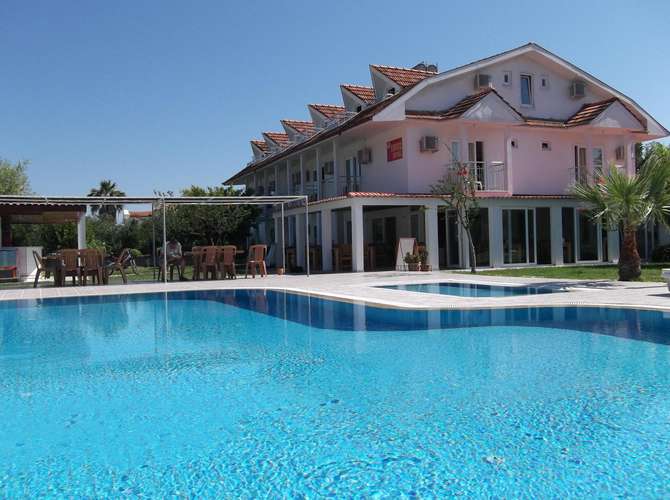 Yavuz Hotel-mei 2025